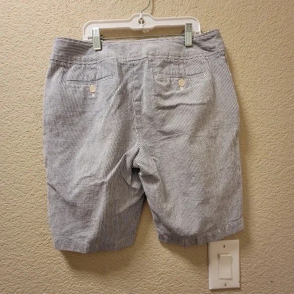 Talbots seersucker shorts - Picture 3 of 3